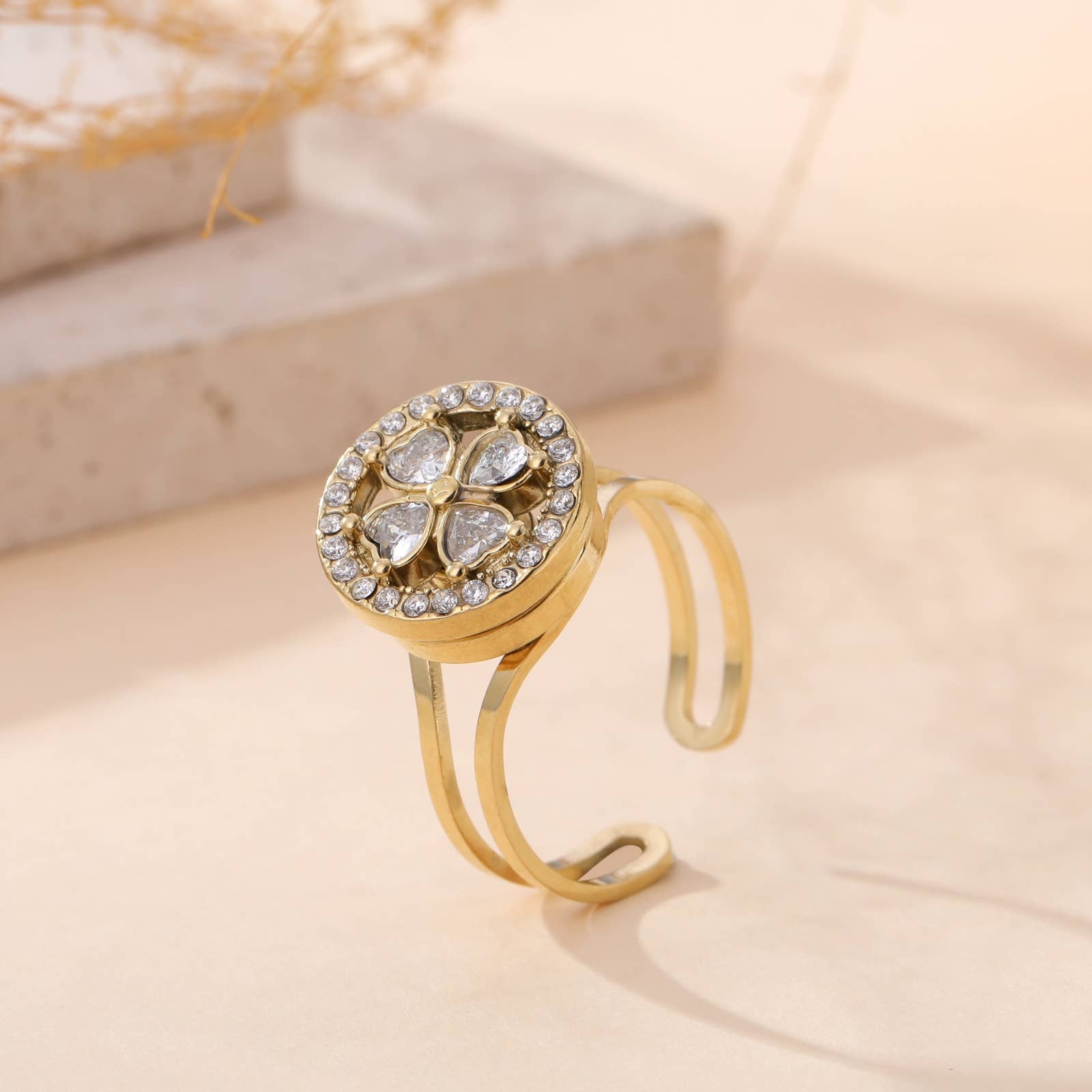 Anti-stress spinner ring - Lili