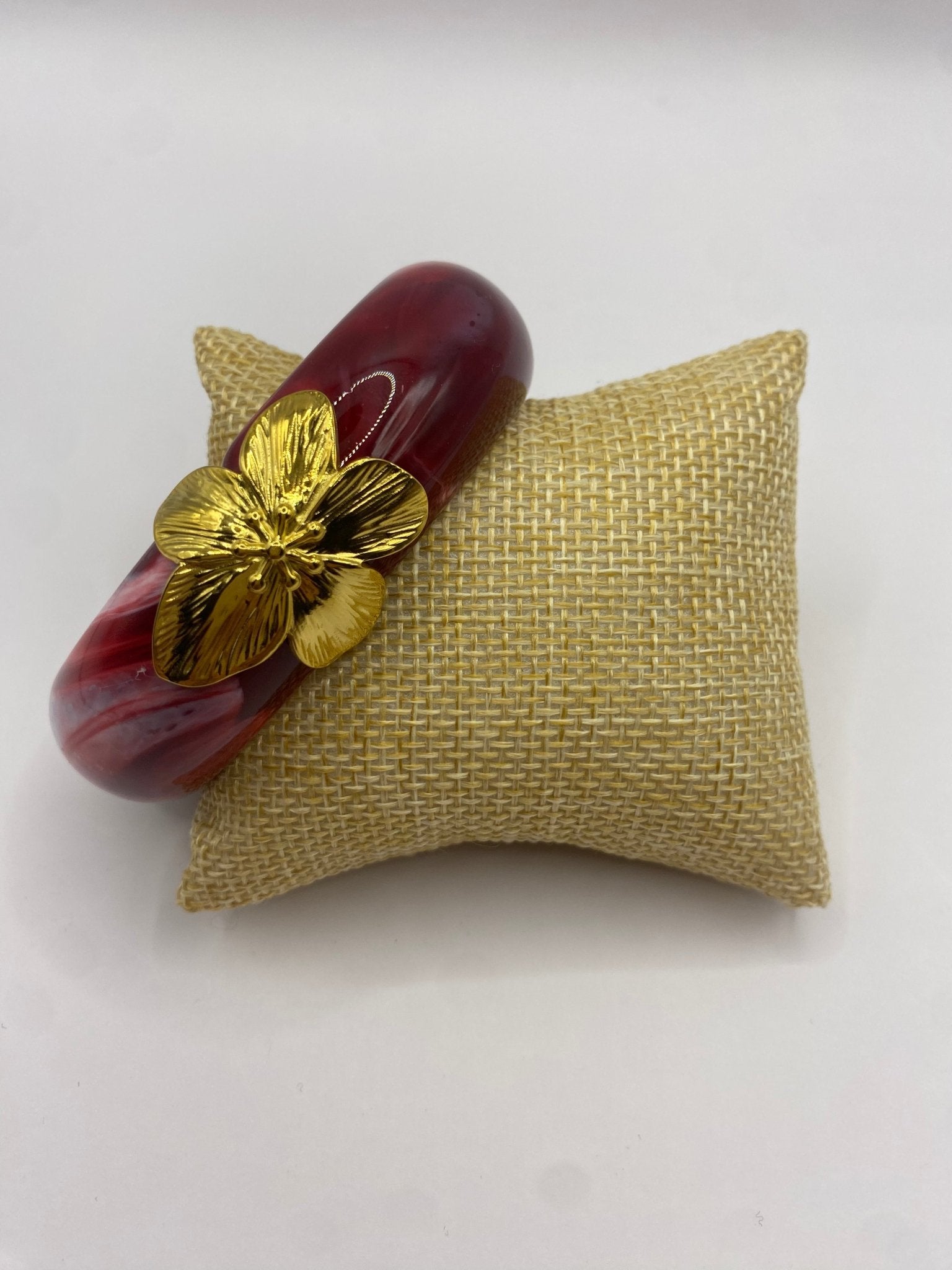 Bracelet Jonc Rouge Marbré & Fleur Dorée - Bijoux Bravo