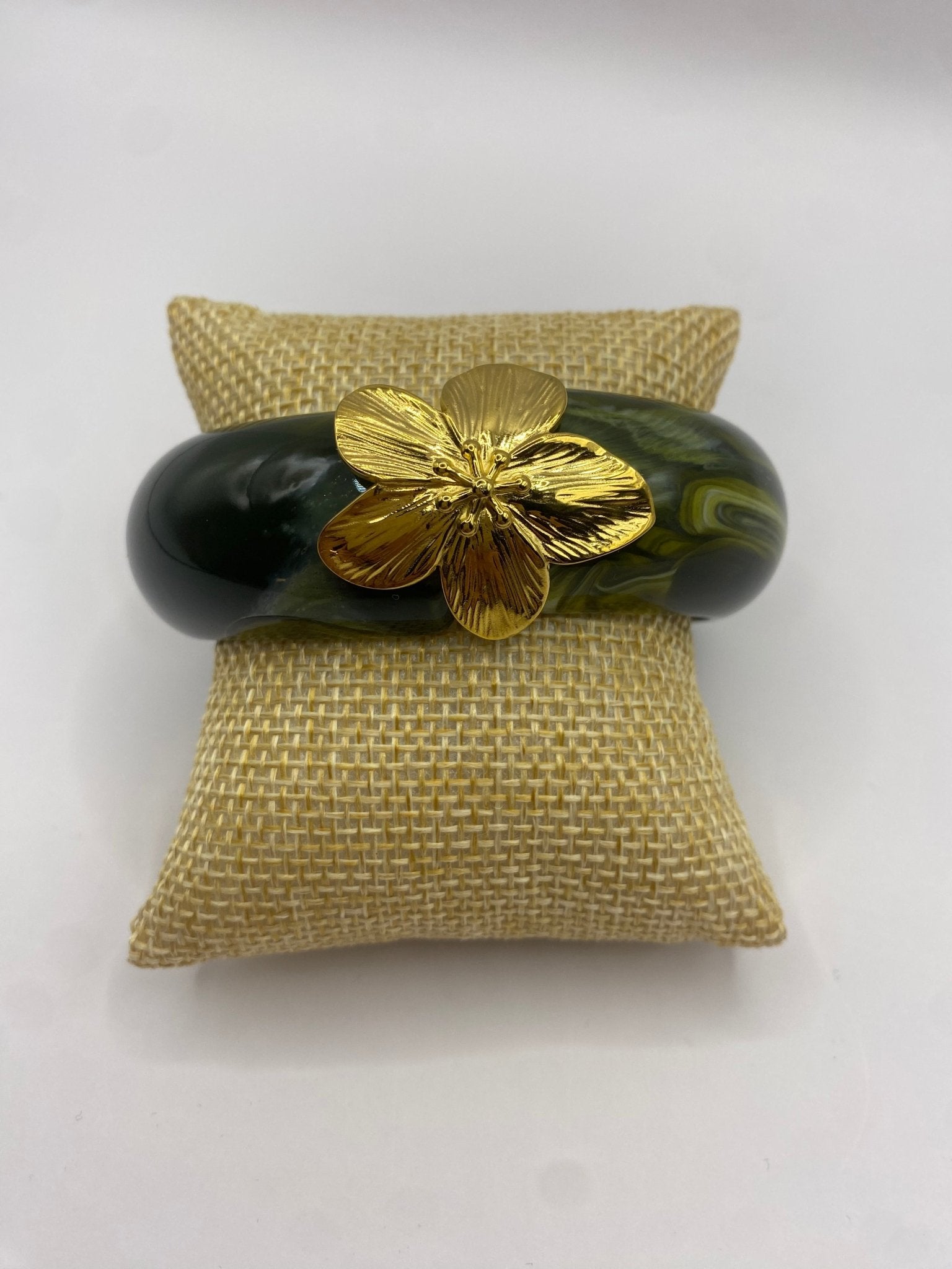 Bracelet Jonc Vert Marbré & Fleur Dorée - Bijoux Bravo